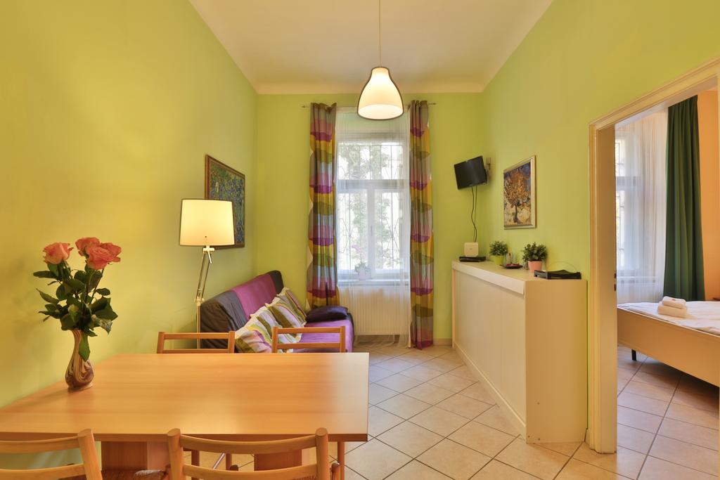 Apartment Na Kozacce 6 Prague Phòng bức ảnh